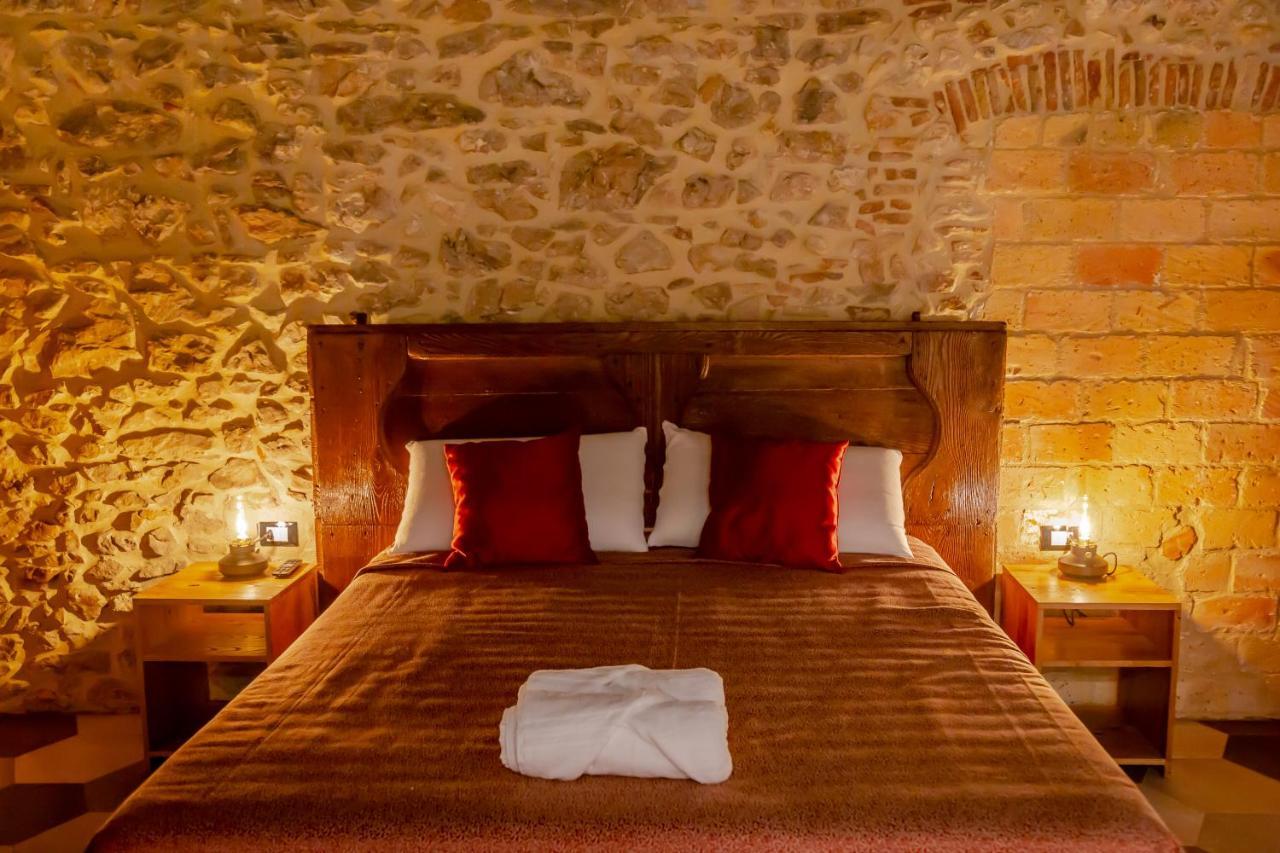 Bed and Breakfast La Rondine Tagliacozzo Exterior foto